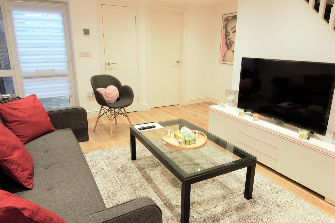 Stylish 2 Bedroom Apartment In The Heart Of Greenwich London Bagian luar foto